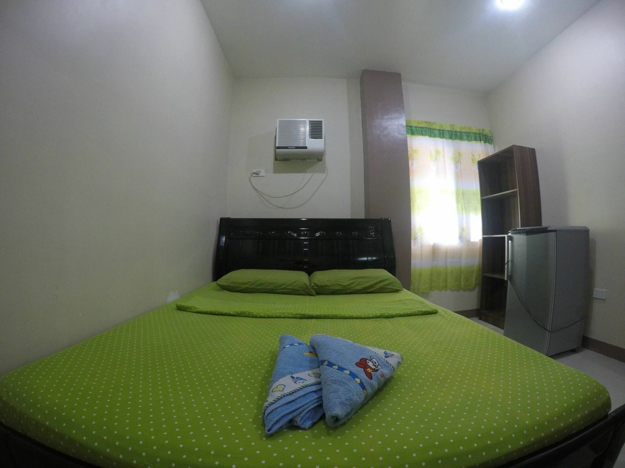 Jo-Cris Apartelle Lapu-Lapu City Exterior foto